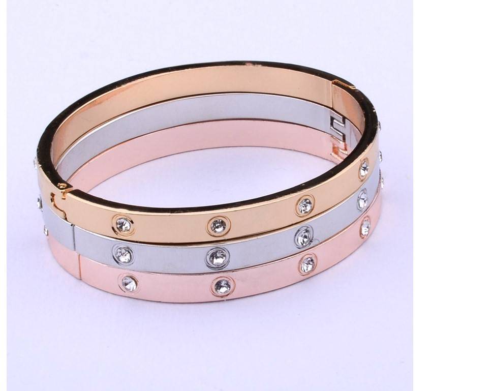 Women's Laconic Design Crystal Cuff Bracelet