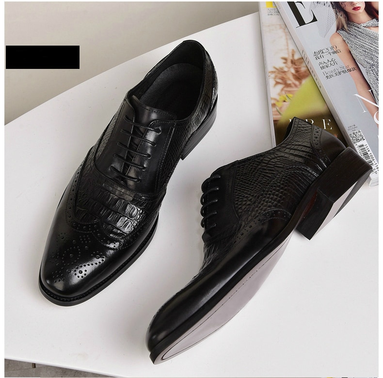New Crocodile Vintage Fashion Men Shoes Formal Dress Casual Leather Shoes Business Wedding Loafers Designer Brogue Office Shoes