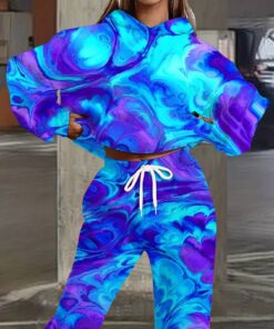 2pcs autumn and winter series Women's full-print hoodie set with high-definition 3D printed patterns, made of comfortable polyester fiber, loose fit, soft, comfortable and elastic, machine washable, designed with warm material details, Christmas gift