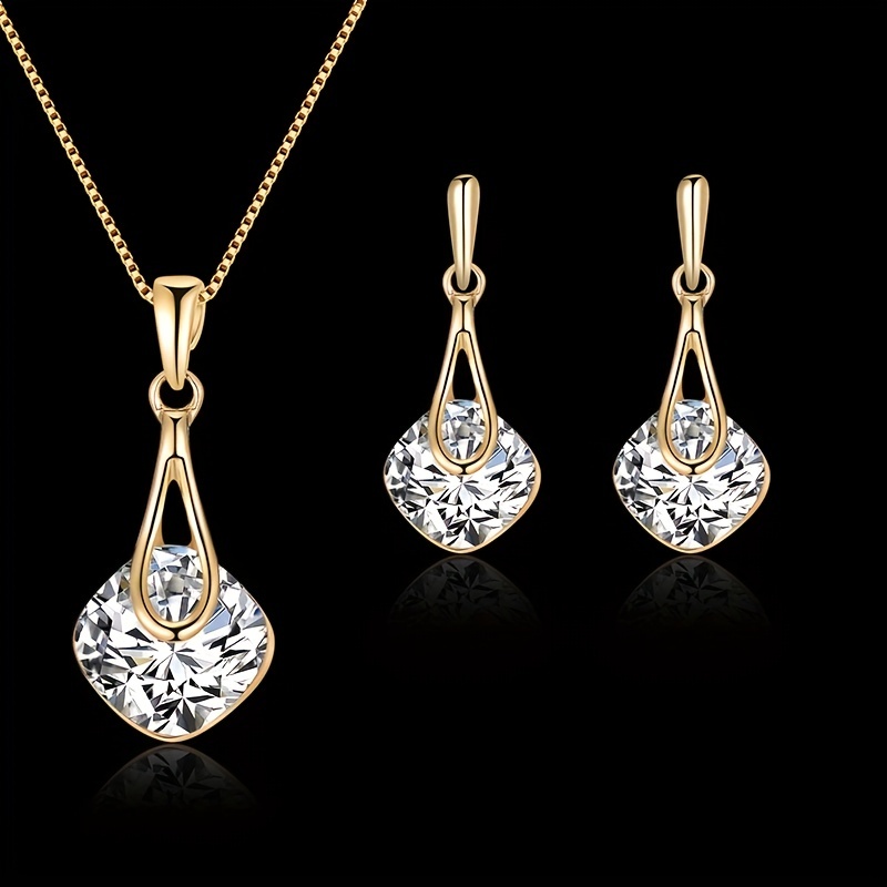 Elegant Women'S Jewelry Set - Chic Square Pendant Necklace & Teardrop Earrings, Golden-Tone with Sparkling Artificial Crystal - Ideal for Parties, Weddings, Birthdays, and Special Occasions, Wedding Jewelry|Geometric Pendant Design|Zinc Alloy, Necklace Earrings Set