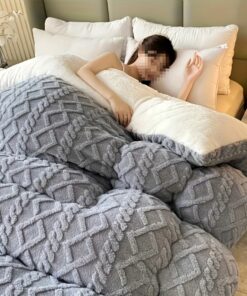 [Luxurious Taffeta Comforter] Soft, Thick, And Warm Taffeta Comforter - Luxurious For All Seasons - Machine Washable, Perfect For Bedroom, Guest Room, And Hotel Use