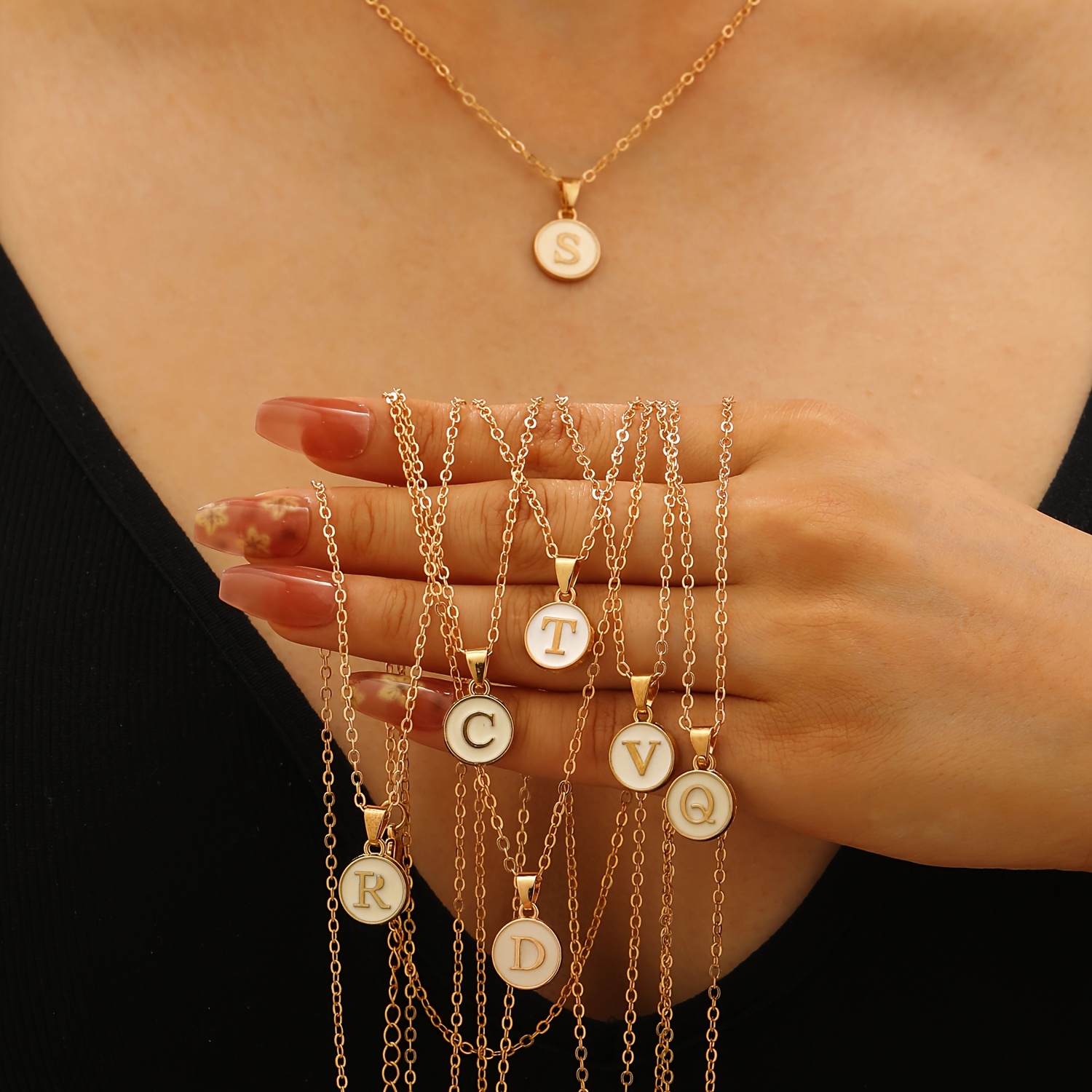 1pc Round 26 Letter Pendant Necklace for Women Metal Collar Chain Jewelry Accessories Lover Gift