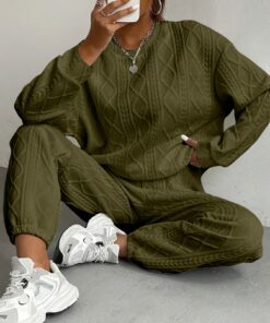 A Must-Have for Fall And Winter! Women'S Cable Set: Retro Textured Crew Neck Sweatshirt + Jogger Pants Two-Piece Set., Versatile, And Perfect for a Casual, Effortless Look.