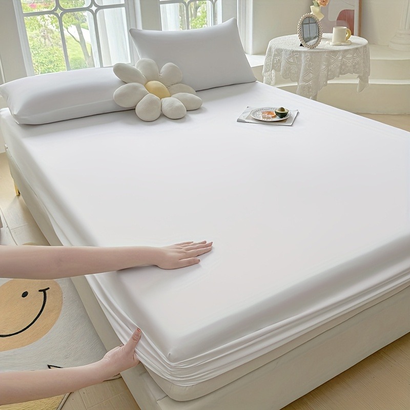 1pc Simple Solid Color Bed Sheet | Dust-Proof Fitted Sheet, Non-Slip, Easy Maintenance Polyester, Suitable for All Seasons