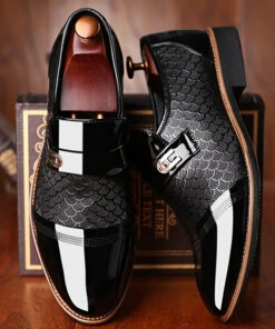 Embossed Men's business shoes-Comfortable Pointed Toe Slip On Lug Sole Business Oxfords for Party Wedding Office Dress Shoes, Formal Occasion Shoes, Pointed Toe Dress Shoes, Lug Sole Business Shoes, Solid Color Design, Low Block Heel, Professional