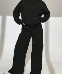 Hooded sweatshirt paired with wide leg pants, sweatshirt with drawstring, overall loose and casual style, leaning towards street casual style, suitable for daily travel, home, versatile for outdoor wear